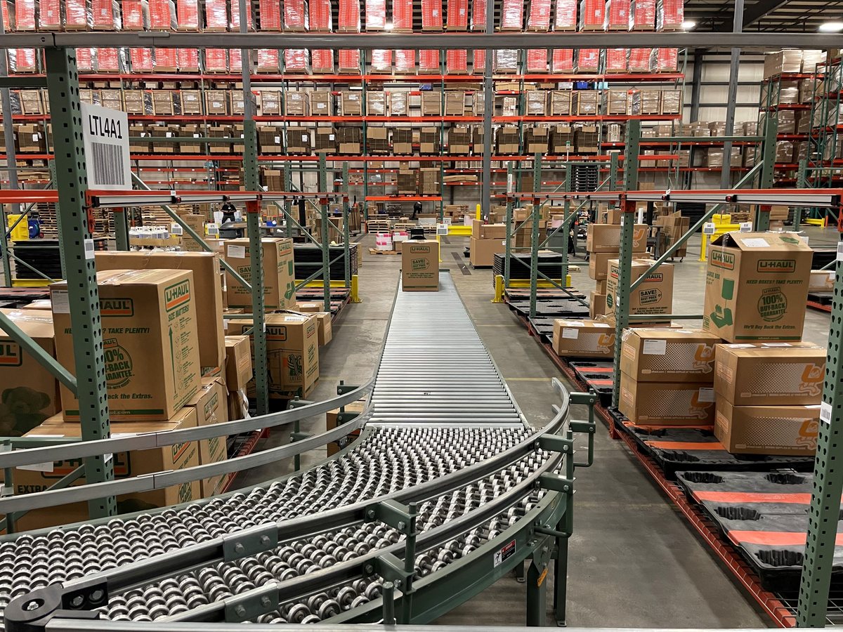 Sortation conveyor installed within an existing building as part of a warehouse redesign
