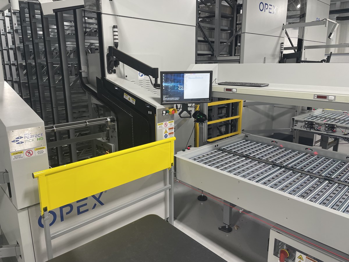 Operator workstation screen, part of a warehouse controls integration